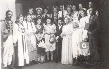 Bal kostiumowy 18 II 1947 r. Z archiwum Anny Jędrzejewskiej 