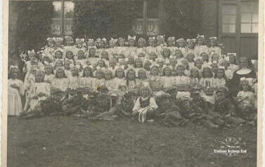 Ochronka w Kcyni, ok. 1946-47 r. Z archiwum A. Oratowskiej