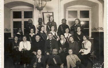 Kurs ligi przeciwlotniczej i przeciwgazowej, 30.01.1935 r. KSMŻ. Ks. Czesław Koczorowski. Z archiwum Stanisława Pilarskiego 