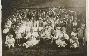 Dożynki Elizewskie z roku 1934. Z archiwum Anny Stypczyńskiej, Henryka Wes&oacute;ł 
