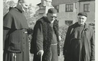 o. Efrem (w środku) 1968 r. Z archiwum rodzinnego
