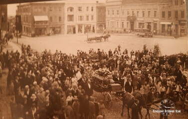 Pogrzeb śp. Ireny Kozłowskiej i Sławki Kozłowskiej, 5.08.1930 r. Z archiwum Katarzyny G&oacute;raj-Kozłowskiej