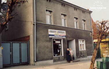 Rynek 31. Fotografia wykonana w latach 90. Z archiwum Barbary Pawełczak 