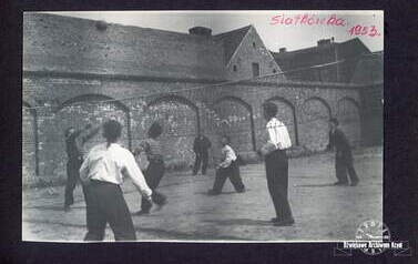 str. 21