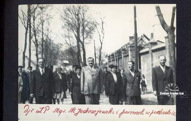 str. 11