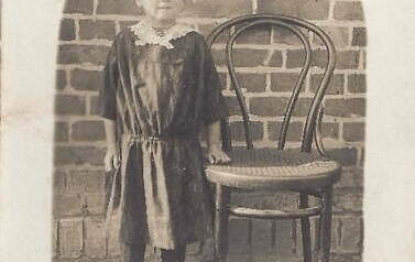 Babcia Klara Neas (z d. Bobrowski) w Ludwikowie