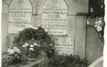 Rodzinny grobowiec rodziny Wierzbickich na tzw. nowym cmentarzu w Kcyni. Z archiwum rodziny Wierzbickich