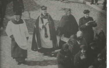 4.03.1930 pogrzeb Marty Czochralskiej, m.in. o.Efrem, ks. kan. Opieliński. Z archiwum rodziny