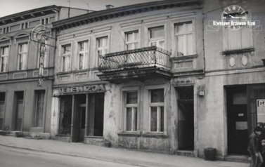 Neony: Radio, Telewizja. Ul. Poznańska 