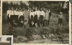 Zakończenie roku szkolnego w  SP Mycielewo kl. 7, 1961 r. Z archiwum Marii Krzyżanowskiej
