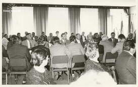 Sesja Rady Miejskiej, 6.06.1990 r. Z archiwum Anny Oratowskiej 