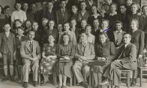 Zdjęcie do Komplety gimnazjalne w 1945 roku w opowieści Anny Jędrzejewskiej